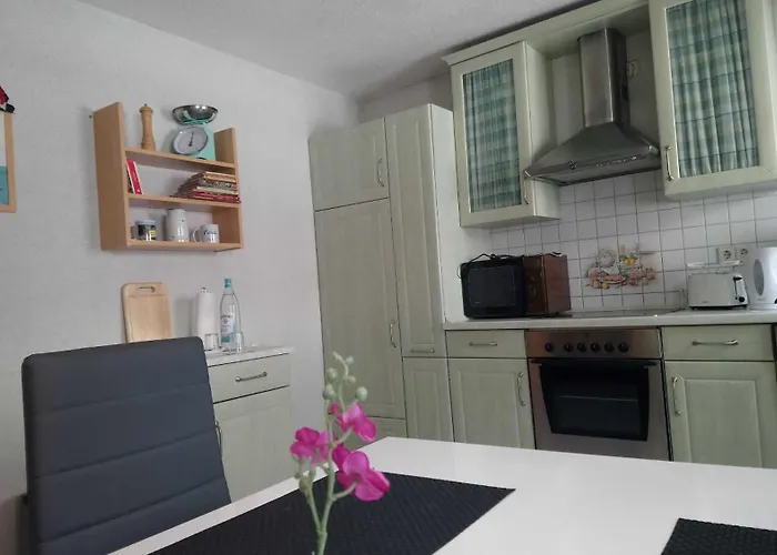 Tetjes Horstel - Mit Balkon Lägenhet Teterow